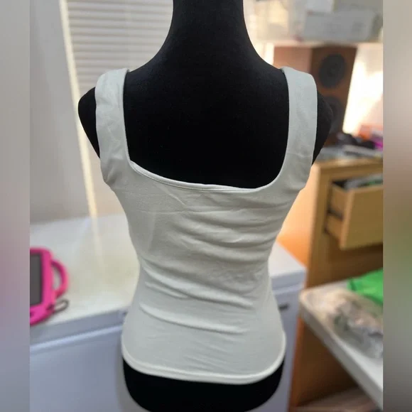 OGL Tuckable Soft Brushed Brami Tank Top - Picture 4 of 5